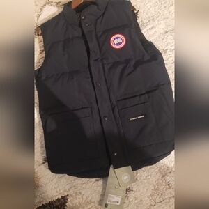 Mens Canada Goose Vest.